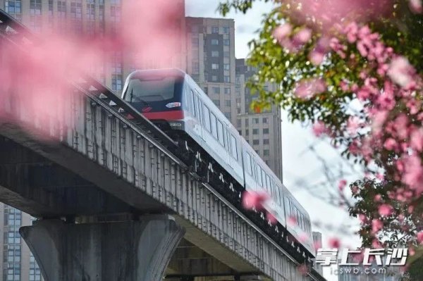 大彩配资 “磁”力逐梦30载：中国磁悬浮 “飞” 起来